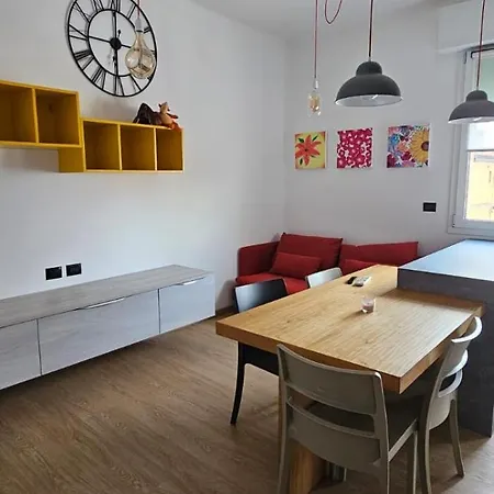 شقة A Casa Di Viola كاساليتشيو دي رينو